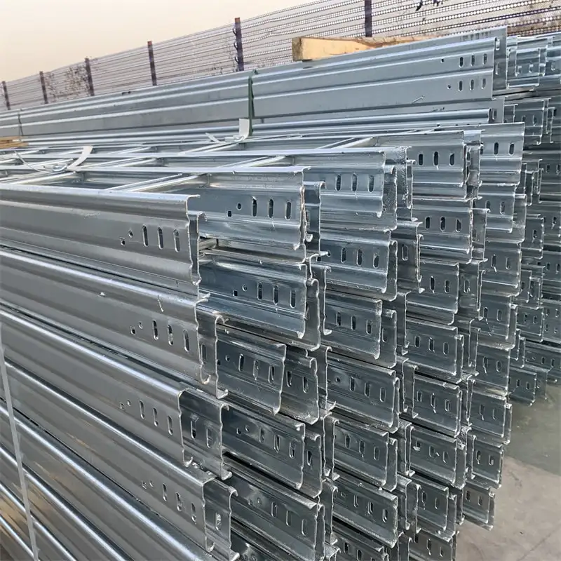 弱电井电缆桥架安装规范有何要求？